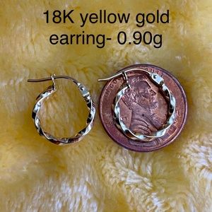 Solid 18K yellow gold small hoop earring